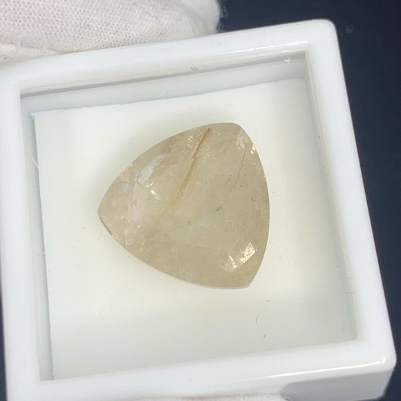 Faceted Trillion Gold Rutilated Quartz - 10.75ct - JTV - ESTATE SALE FIND - Picture 6 of 8